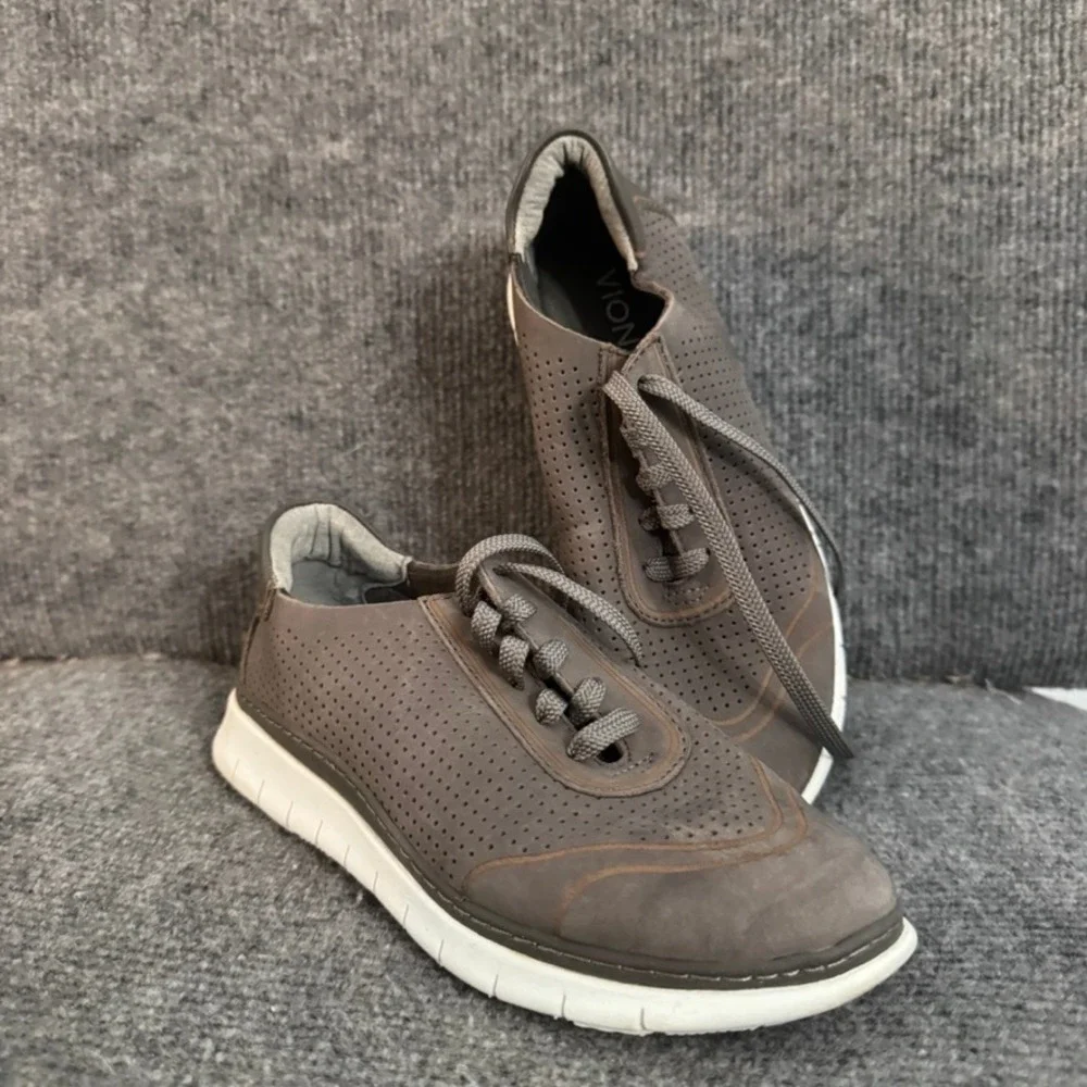 Vionic Women 6 Brown Perforated Leather Lace Up Sneakers Low Top Shoes